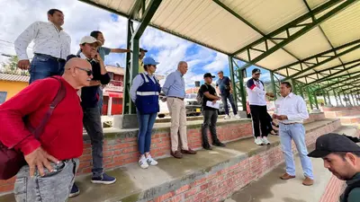 Alcalde Ramiro Luna encabezó nueva visita de inspección a obra del estadio Pedro León Estupiñán