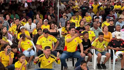 Chitareros vivieron en pantalla gigante el triunfo de la Selección Colombia ante Argentina