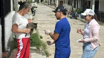 ¡Exitosa primera jornada de vacunación casa a casa de perros y gatos!