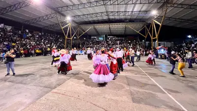 El Festival de Murgas, Danzas y Coplas, exitoso abrebocas del Reinado Veredal